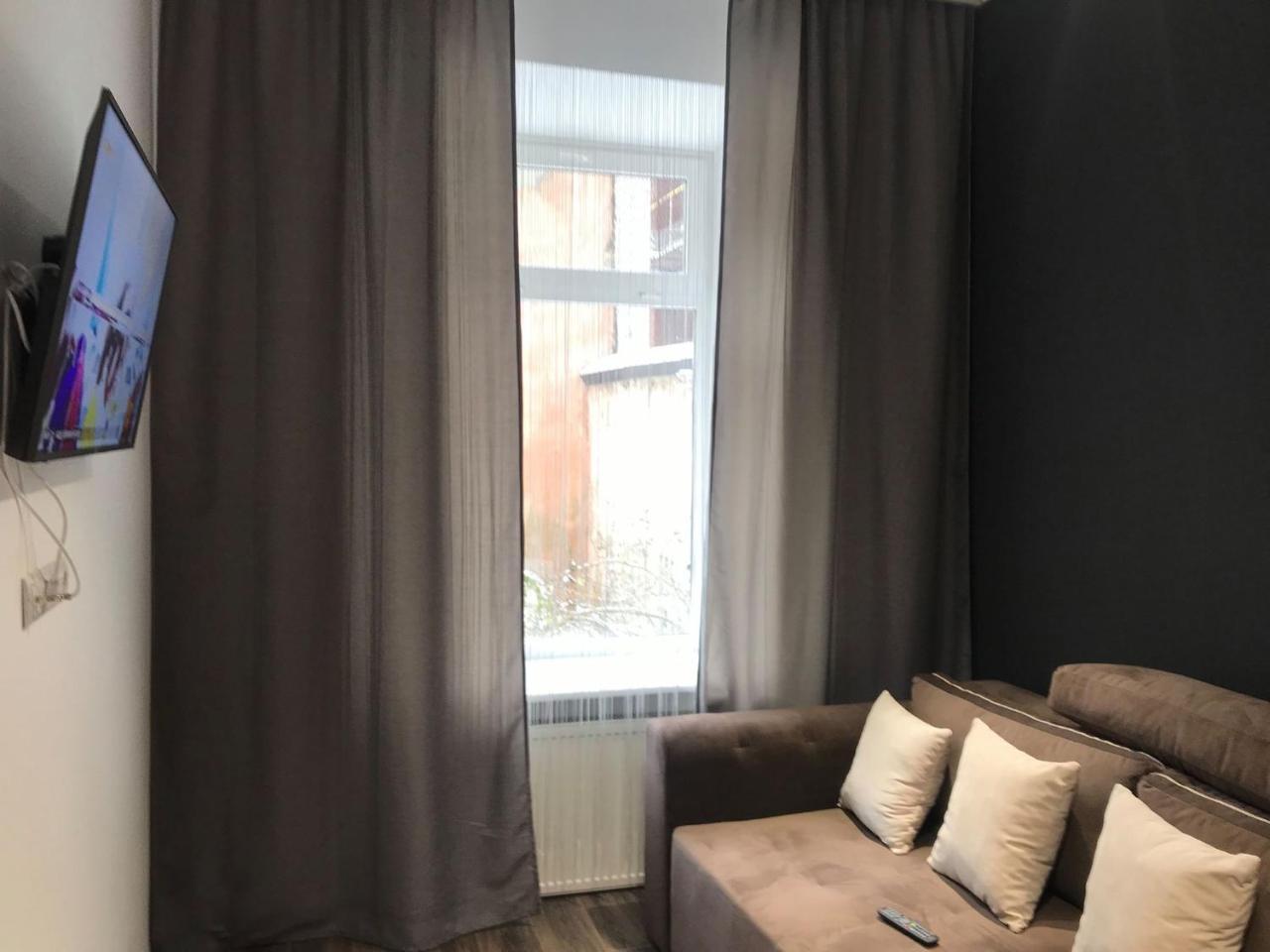 Modern Apartment Lviv Ngoại thất bức ảnh