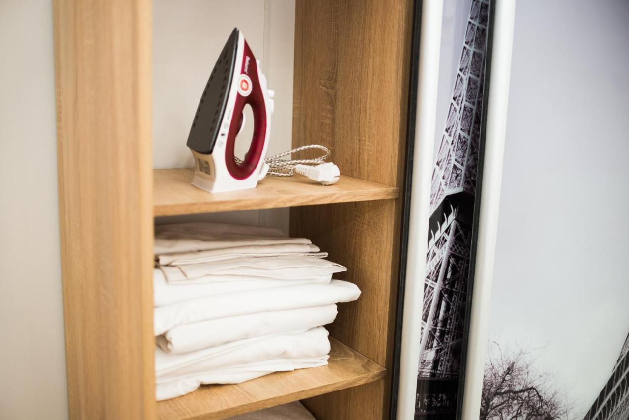 Modern Apartment Lviv Ngoại thất bức ảnh